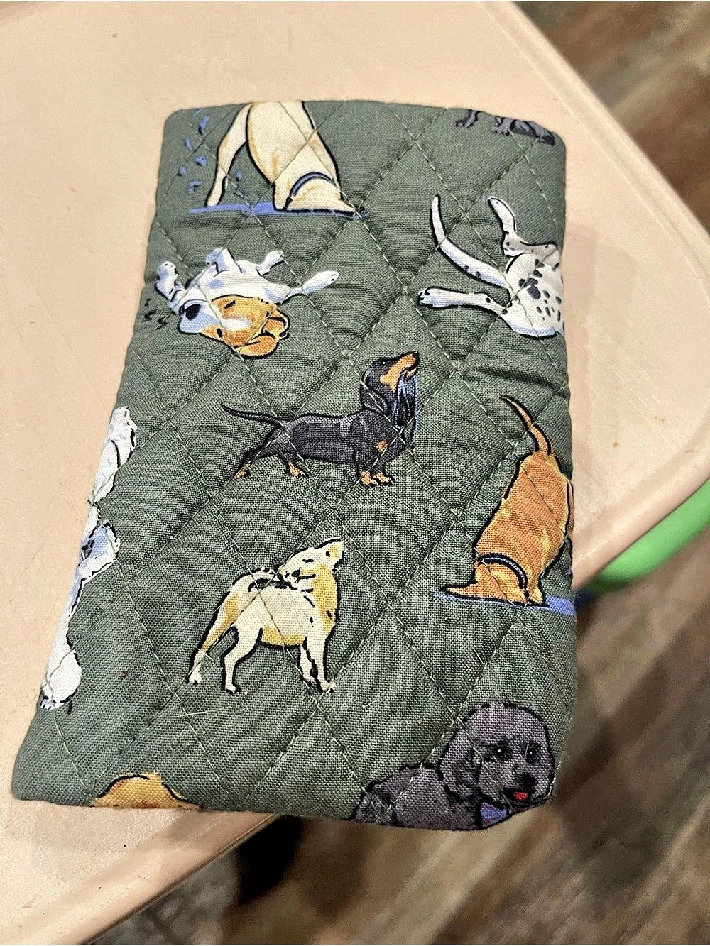 Vera Bradley Double Eye Case Dog Print Green & Multicolor